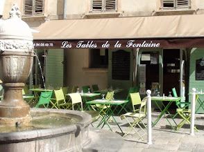 -les-tables-de-la-fontaine-686baeec4189b