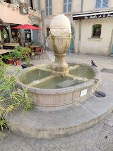 -les-tables-de-la-fontaine-686baeec58f62