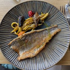 -la-grange-686b8a70aaf3f